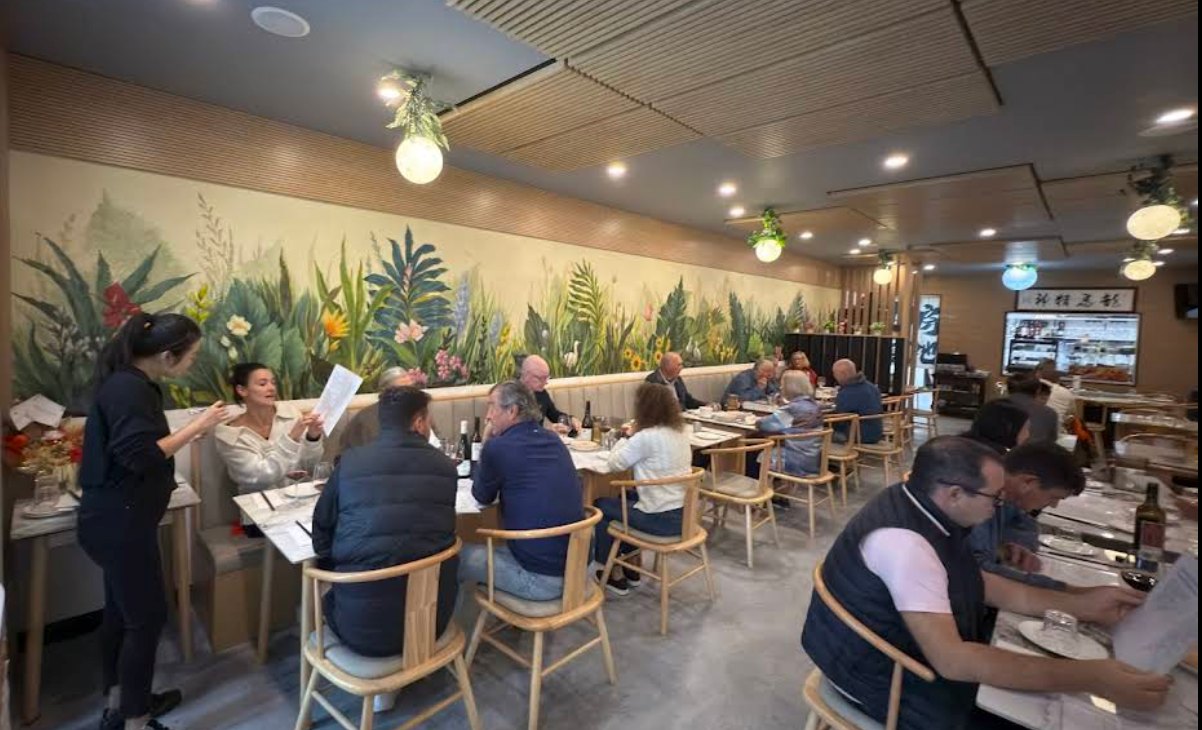 Guests dining